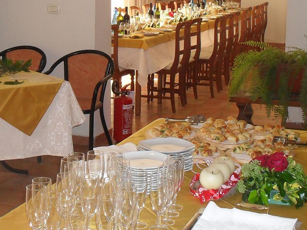 Albergo Ristorante Olimpia Аббадиа Сан Сальваторе Экстерьер фото
