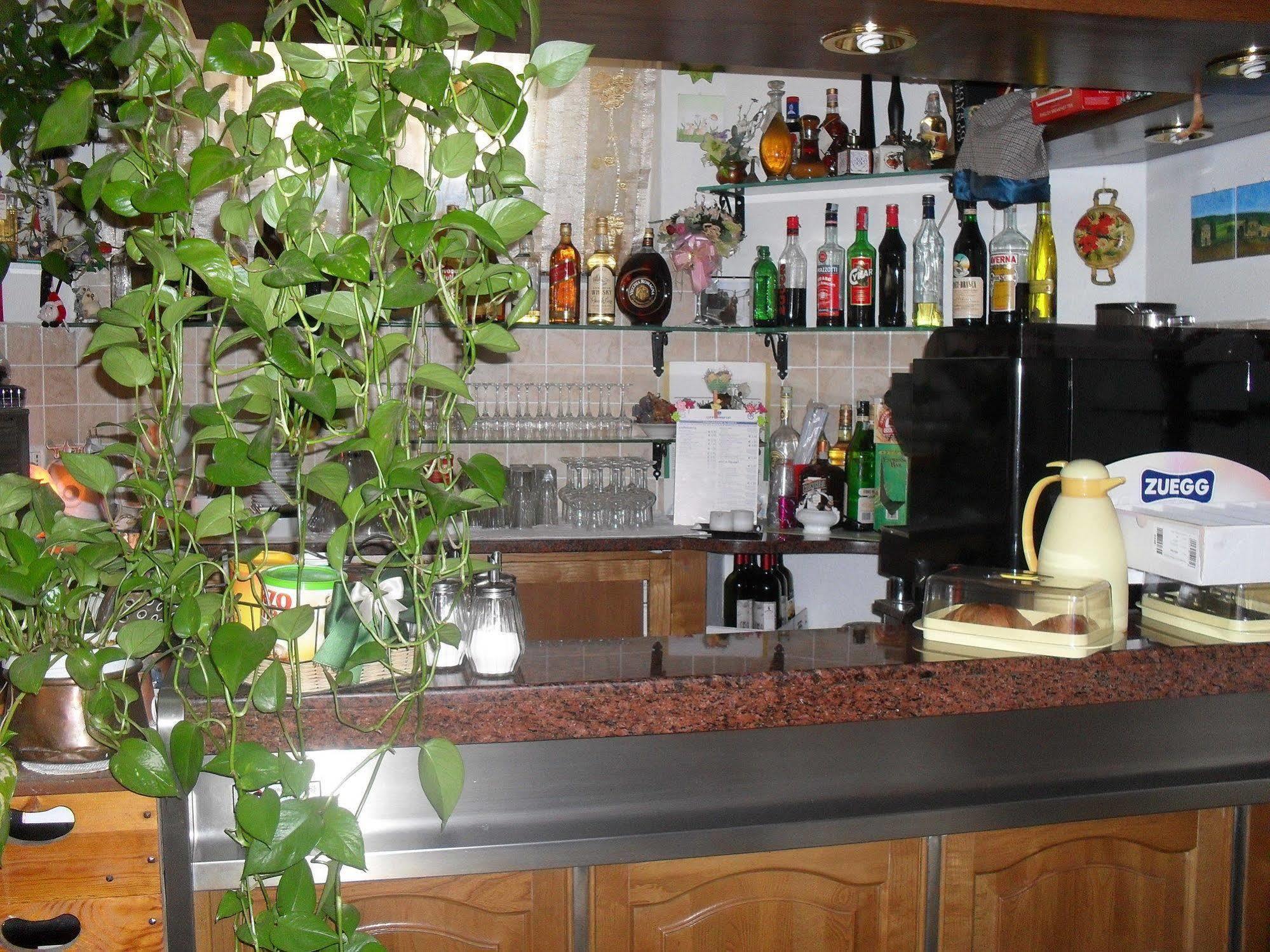 Albergo Ristorante Olimpia Аббадиа Сан Сальваторе Экстерьер фото
